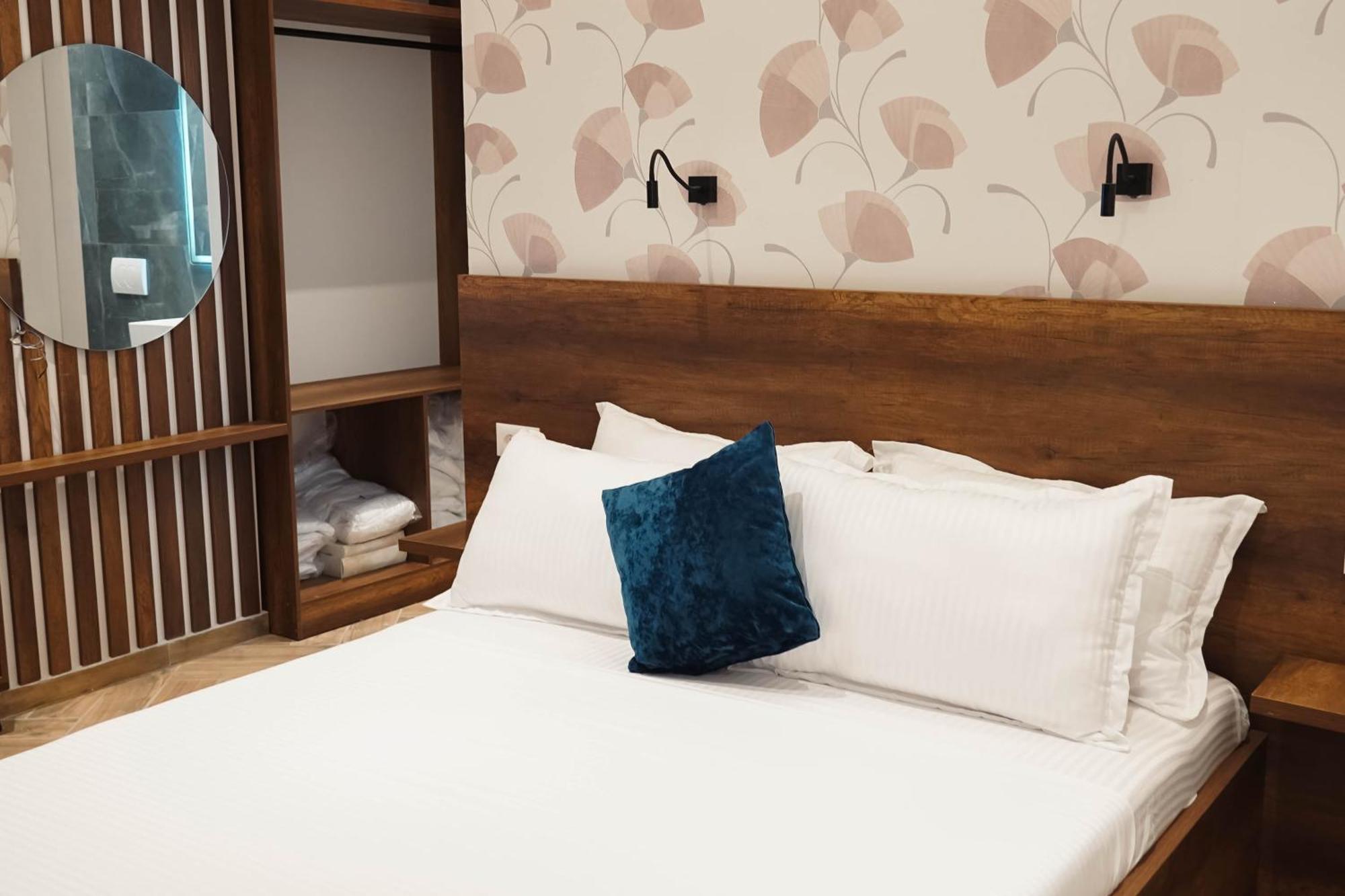 Marina Rooms Durrës Eksteriør billede